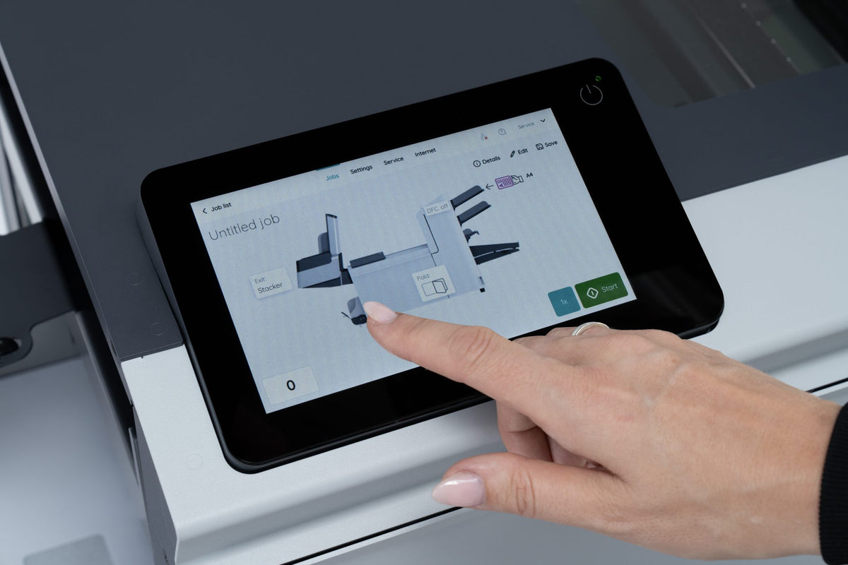 Intimus TSI-4G 7-inch color touchscreen interface